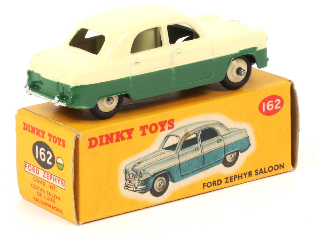 Lot 513 - DINKY TOYS (GB) (1)
