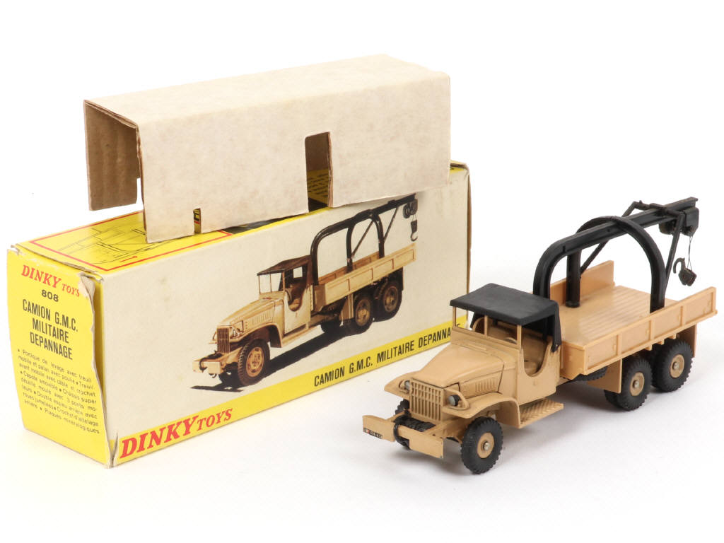 Lot 483 - DINKY TOYS (FRANCE) (1)