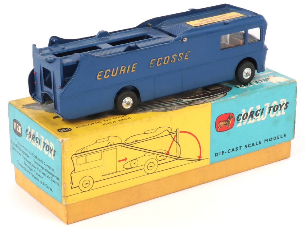 Lot 255 - CORGI TOYS (GB) (1)
