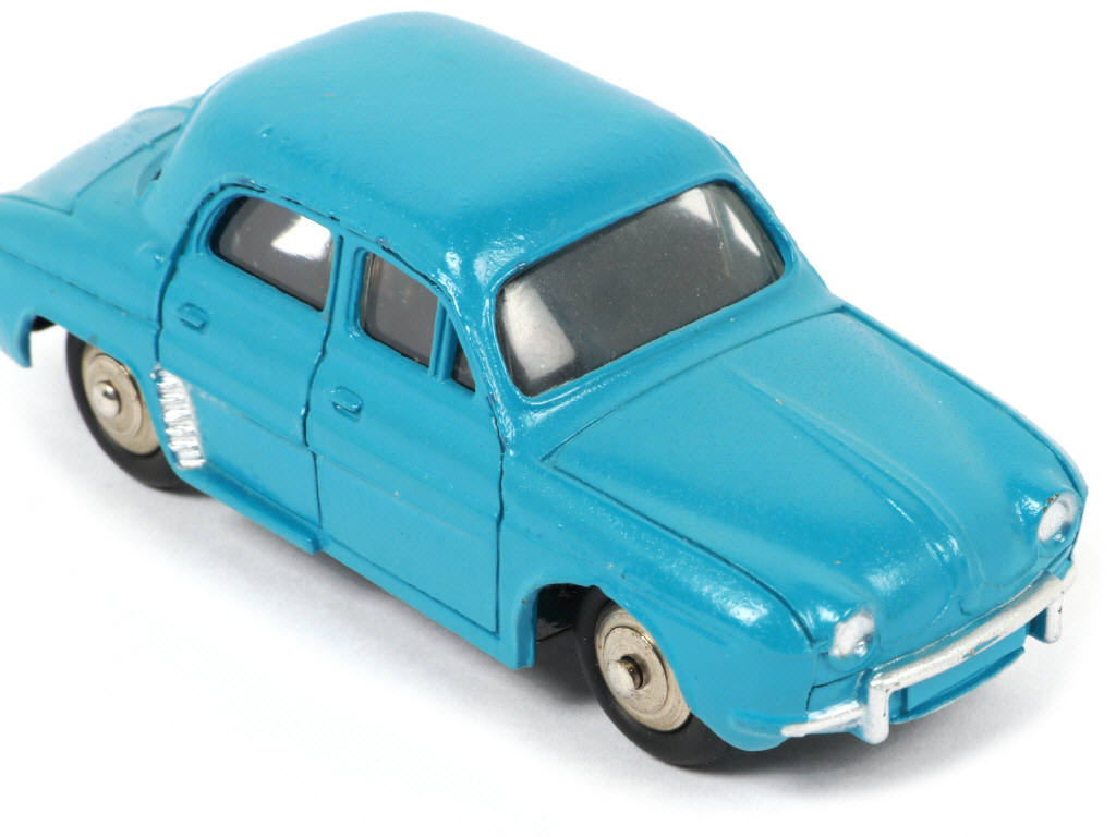 Lot 385 - DINKY TOYS (FRANCE) (1)