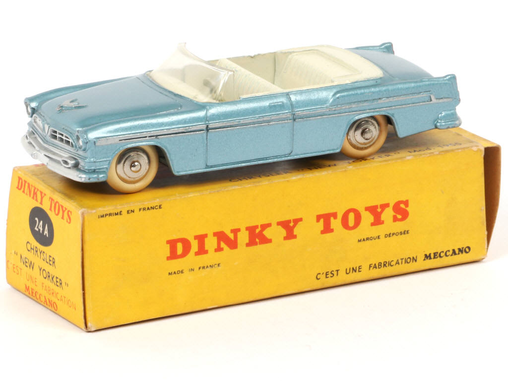 Lot 361 - DINKY TOYS (FRANCE) (1)