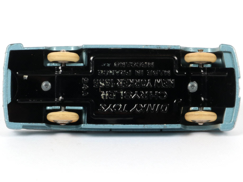 Lot 361 - DINKY TOYS (FRANCE) (1)