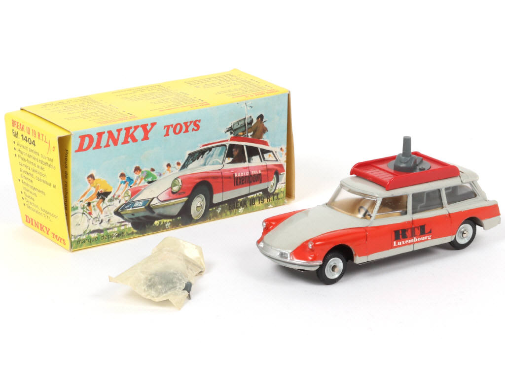 Lot 431 - DINKY TOYS (FRANCE) (1)