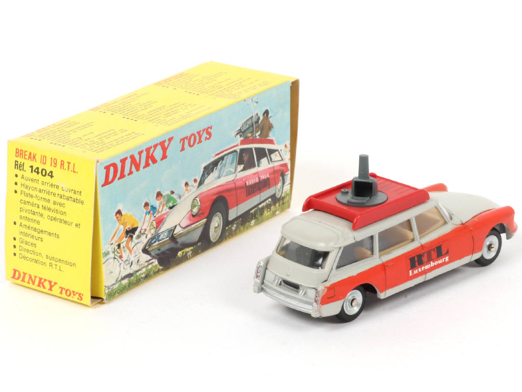 Lot 431 - DINKY TOYS (FRANCE) (1)