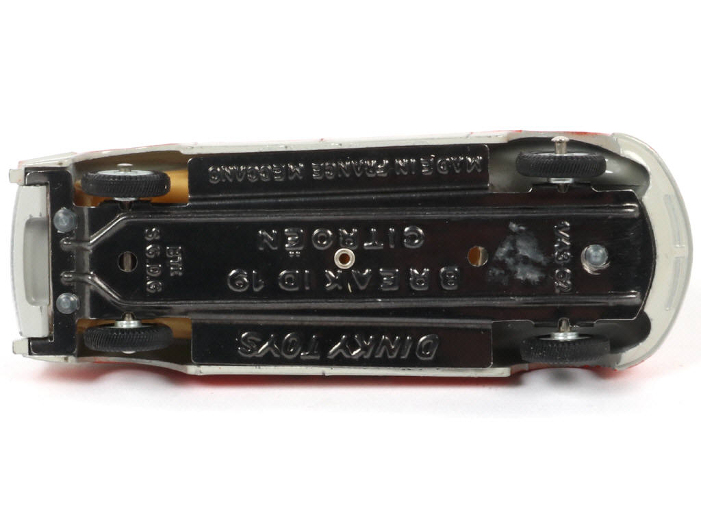 Lot 431 - DINKY TOYS (FRANCE) (1)