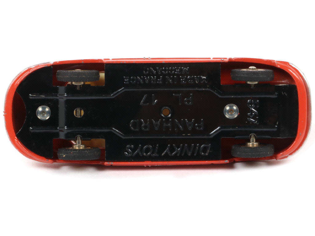 Lot 405 - DINKY TOYS (FRANCE) (1)