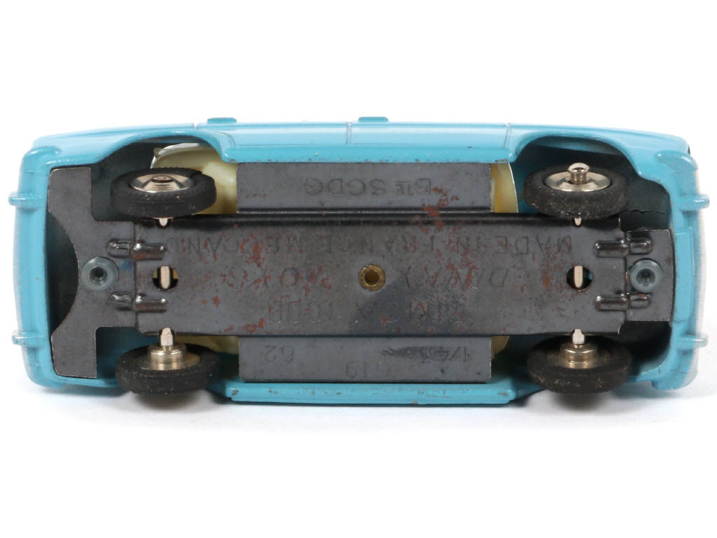 Lot 397 - DINKY TOYS (FRANCE) (1)