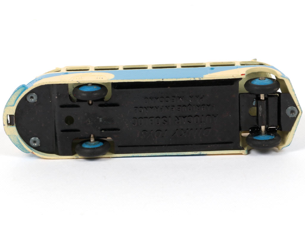 Lot 445 - DINKY TOYS (FRANCE) (1)