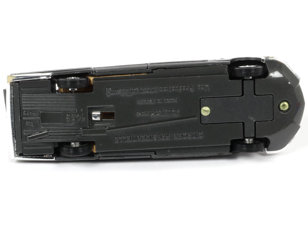 Lot 432 - DINKY TOYS (FRANCE) (1)