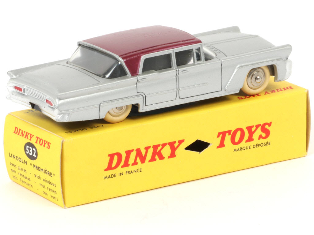 Lot 400 - DINKY TOYS (FRANCE) (1)
