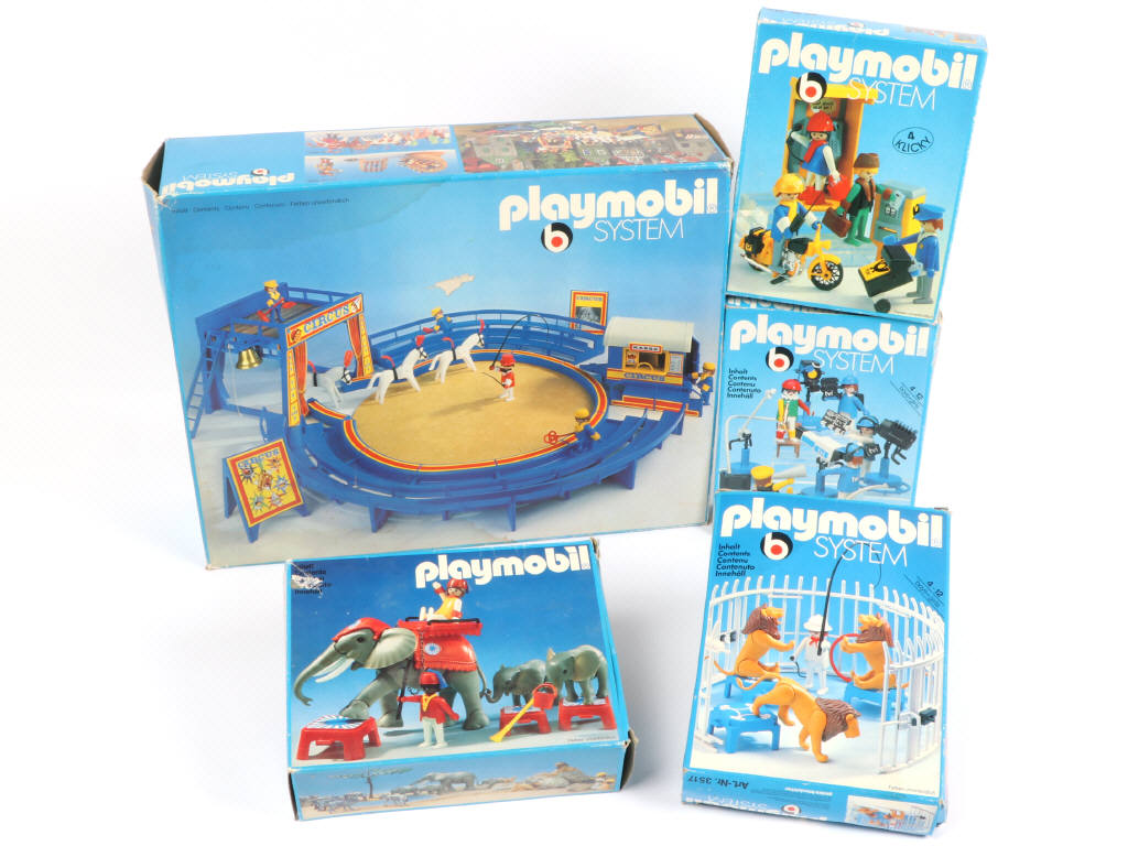 Lot 22 - PLAYMOBIL (ALLEMAGNE) (1)