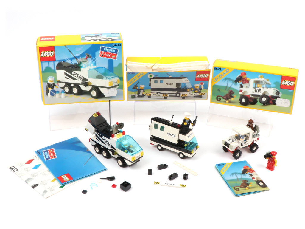 Lot 50 - LEGO (DANEMARK) (3)