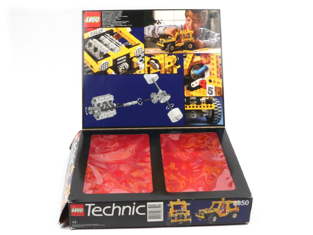 Lot 55 - LEGO (DANEMARK) (1)