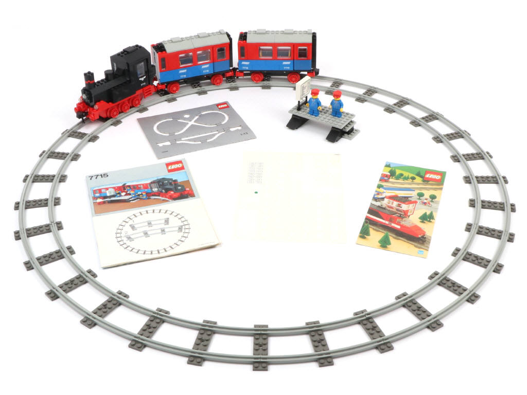 Lot 43 - LEGO (DANEMARK) (1)