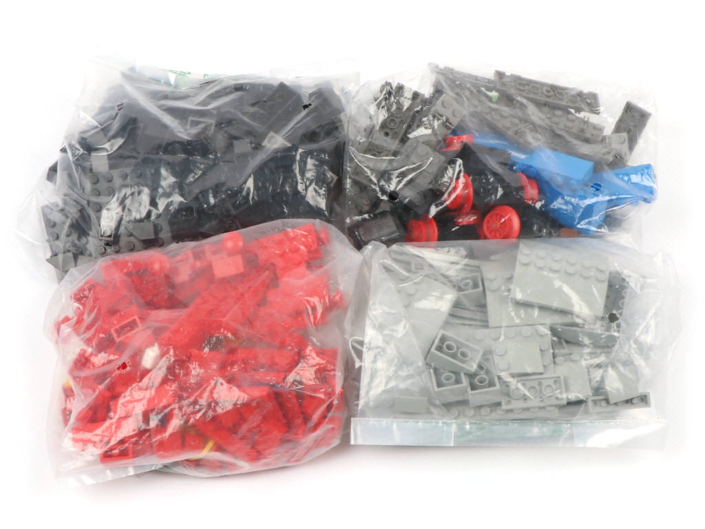 Lot 43 - LEGO (DANEMARK) (1)