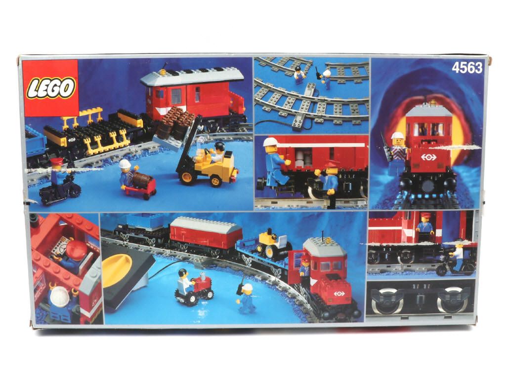 Lot 37 - LEGO (DANEMARK) (1)