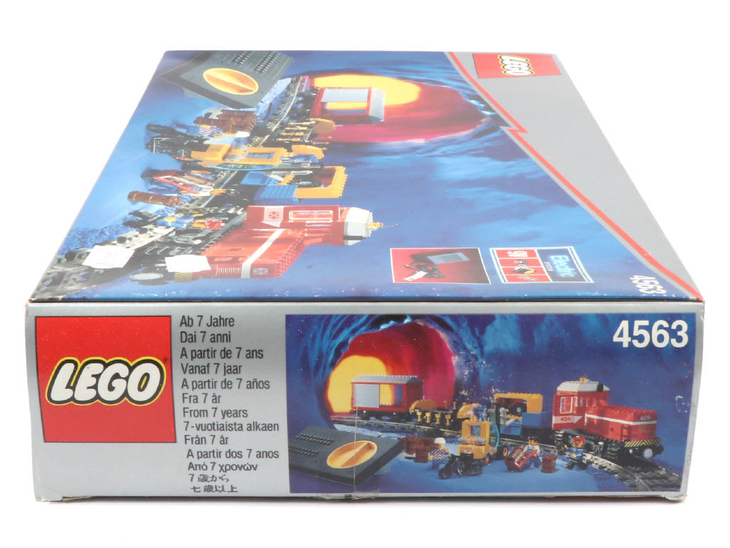 Lot 37 - LEGO (DANEMARK) (1)