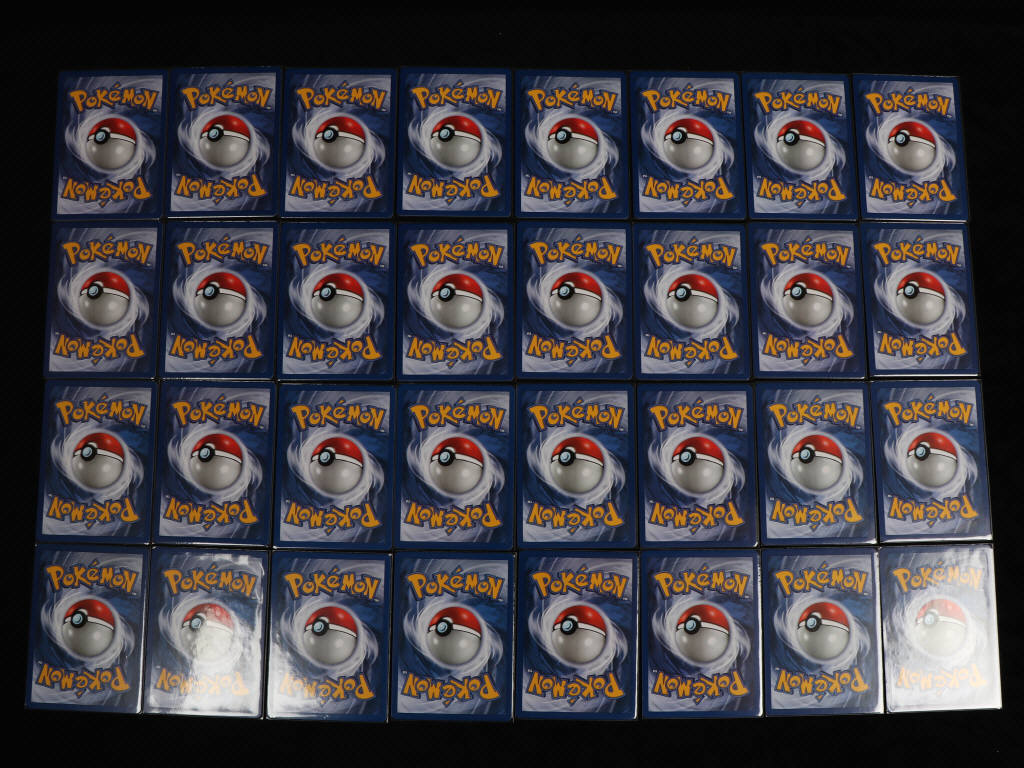 Lot 48 - POKEMON COMPANY (FRANCE) (64)