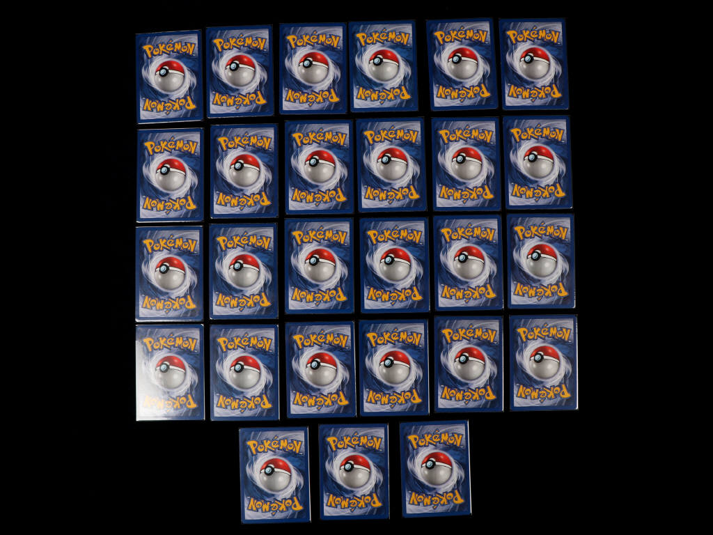 Lot 36 - POKEMON COMPANY (FRANCE) (102)