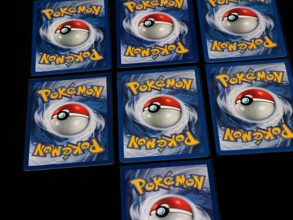 Lot 59 - POKEMON COMPANY (USA) (7)