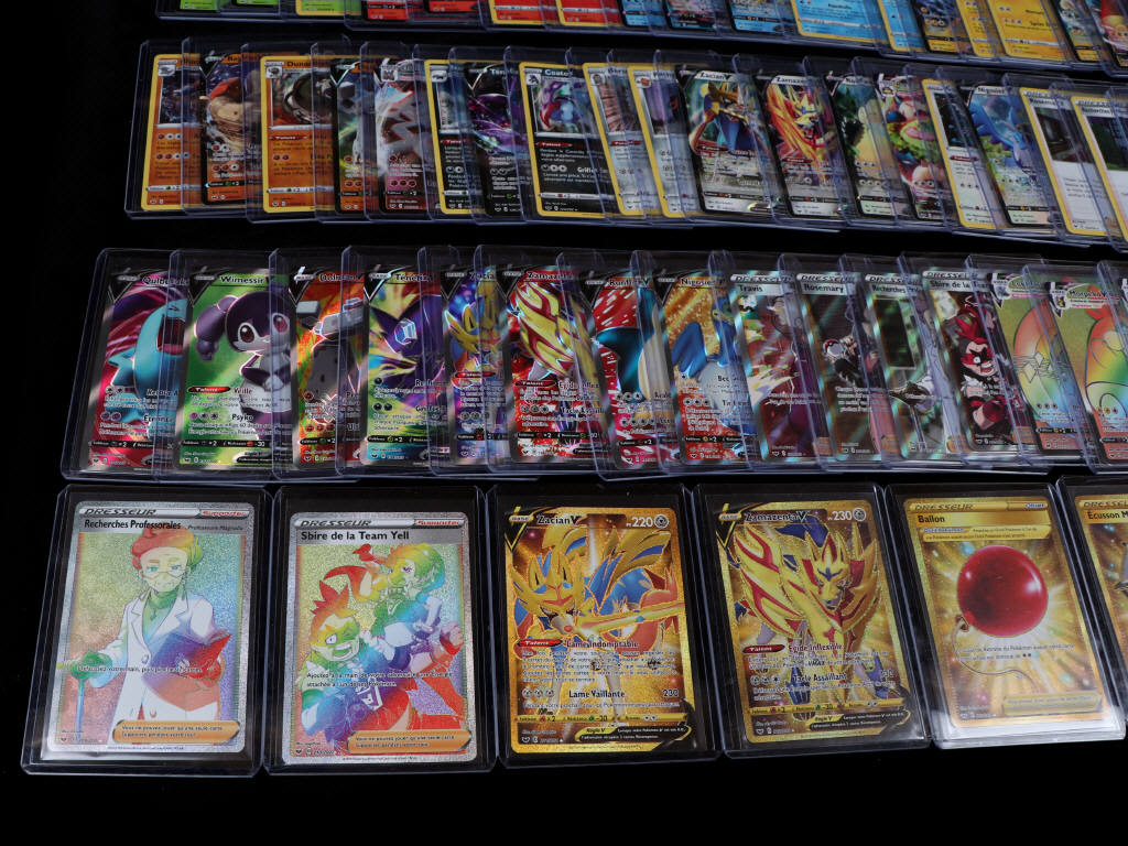 Lot 81 - POKEMON COMPANY (FRANCE) (67)