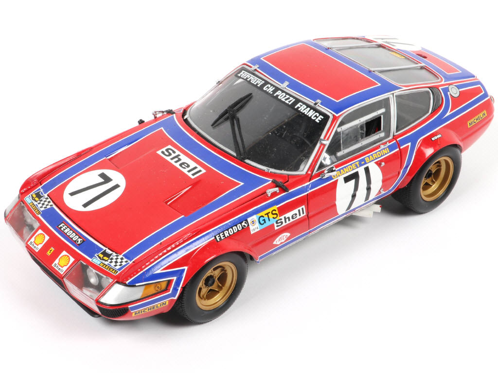 Lot 15 - KYOSHO (JAPON) (1)