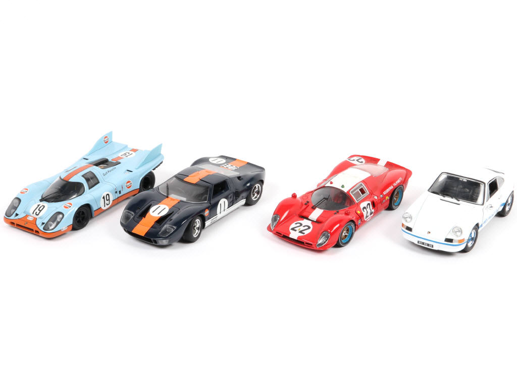 Lot 54 - UNIVERSAL HOBBIES (CHINE) (4)
