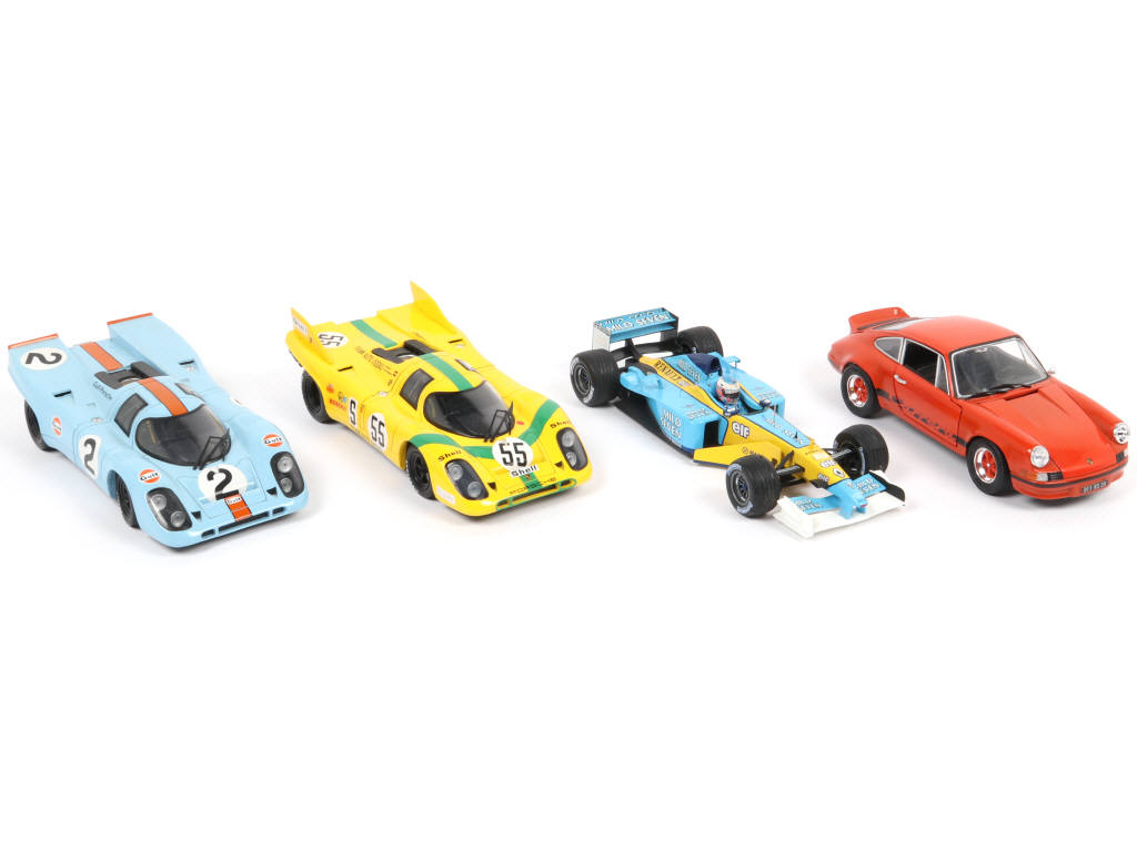 Lot 55 - UNIVERSAL HOBBIES (CHINE) (4)
