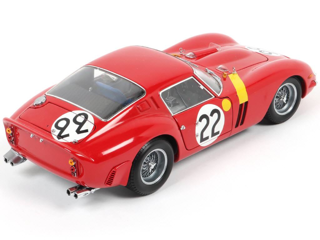 Lot 14 - KYOSHO (JAPON) (1)
