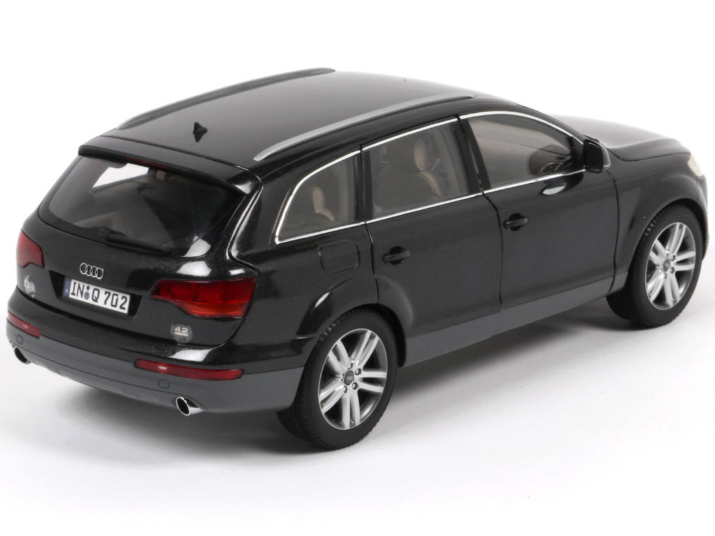 Lot 8 - KYOSHO (JAPON) (1)