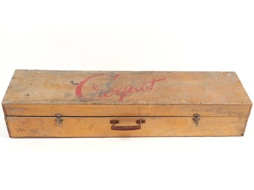 Lot 20 - DIVERS (7)