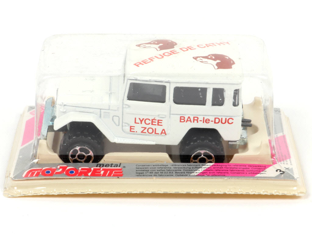 Lot 207 - MAJORETTE (FRANCE) (25)