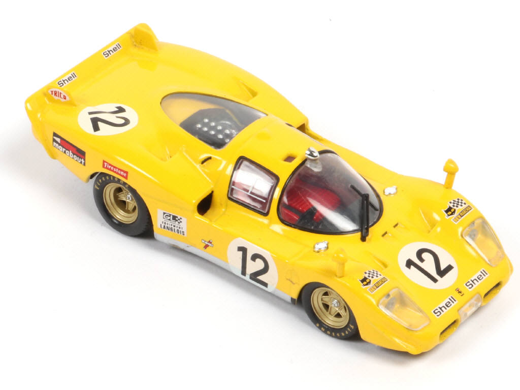 Lot 80 - DIVERS (13)