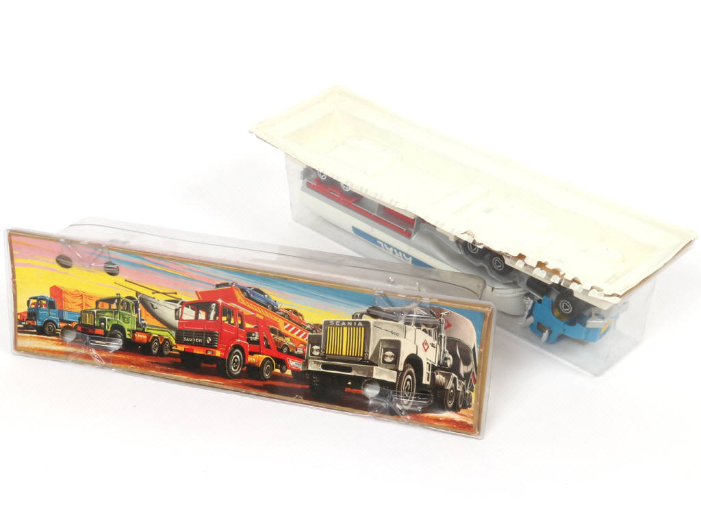 Lot 192 - MAJORETTE (FRANCE) (4)