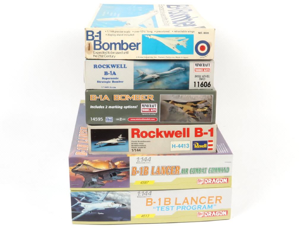 Lot 1 - DIVERS (6)