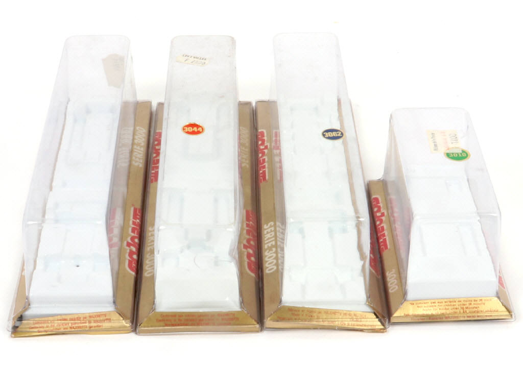 Lot 198 - MAJORETTE (FRANCE) (9)