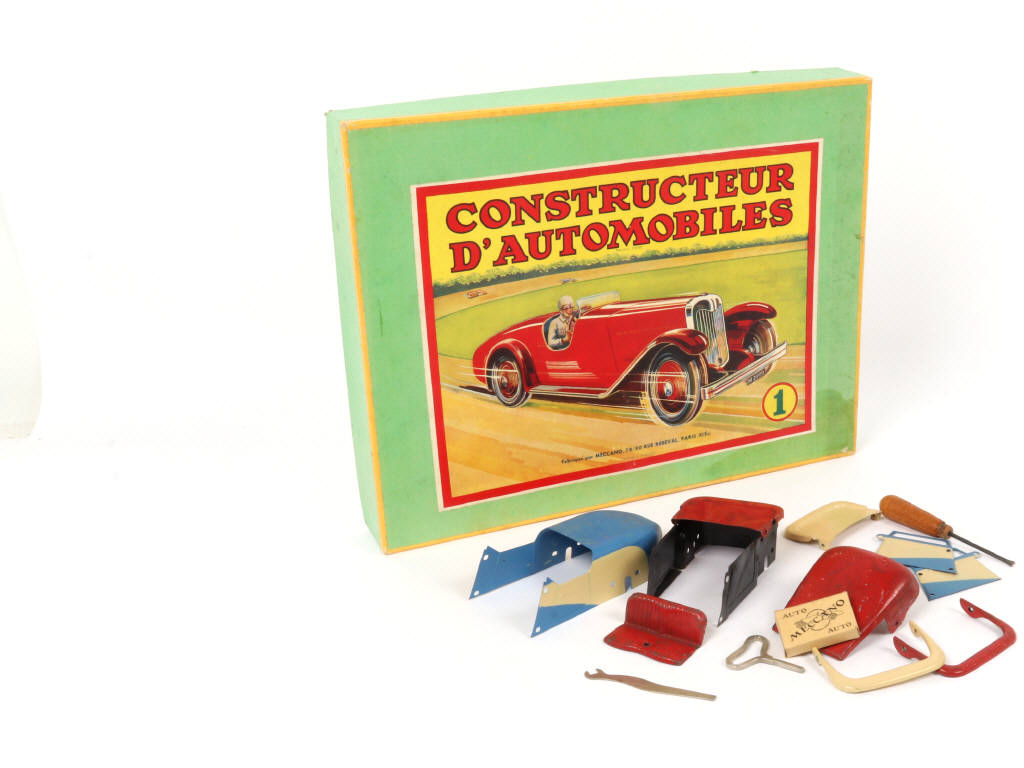 Lot 32 - MECCANO (FRANCE) (1)