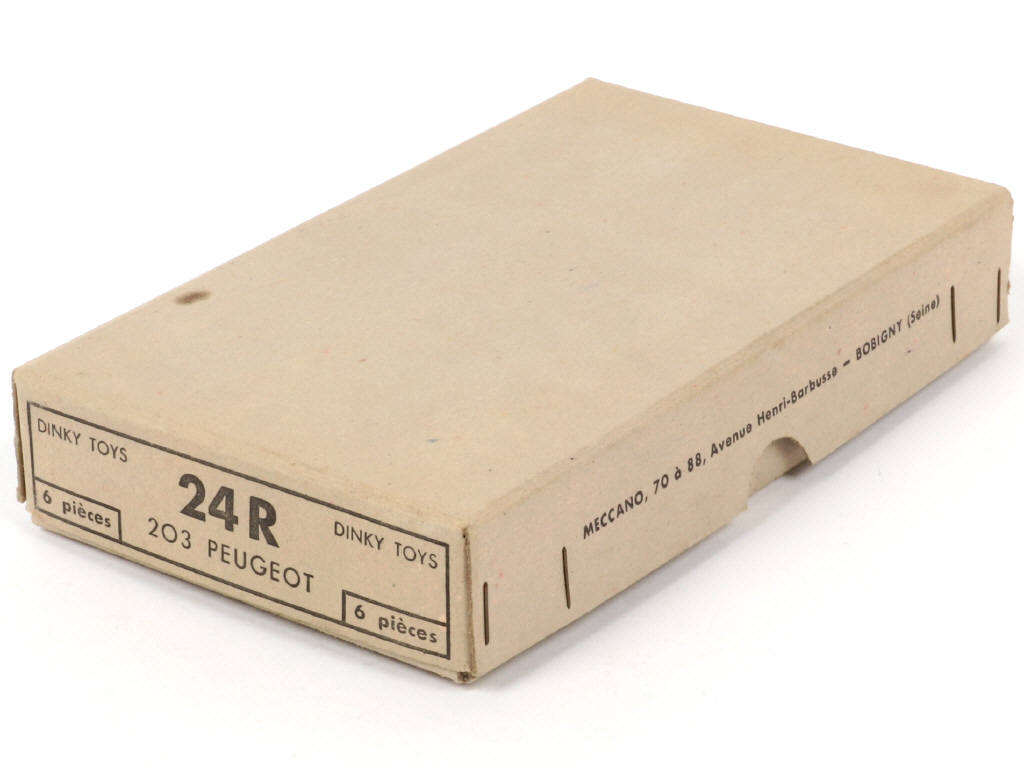 Lot 111 - DINKY TOYS (FRANCE) (1)