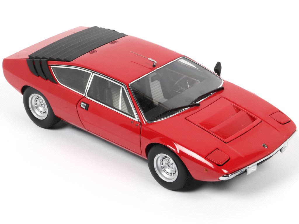 Lot 107 - KYOSHO (JAPON) (1)