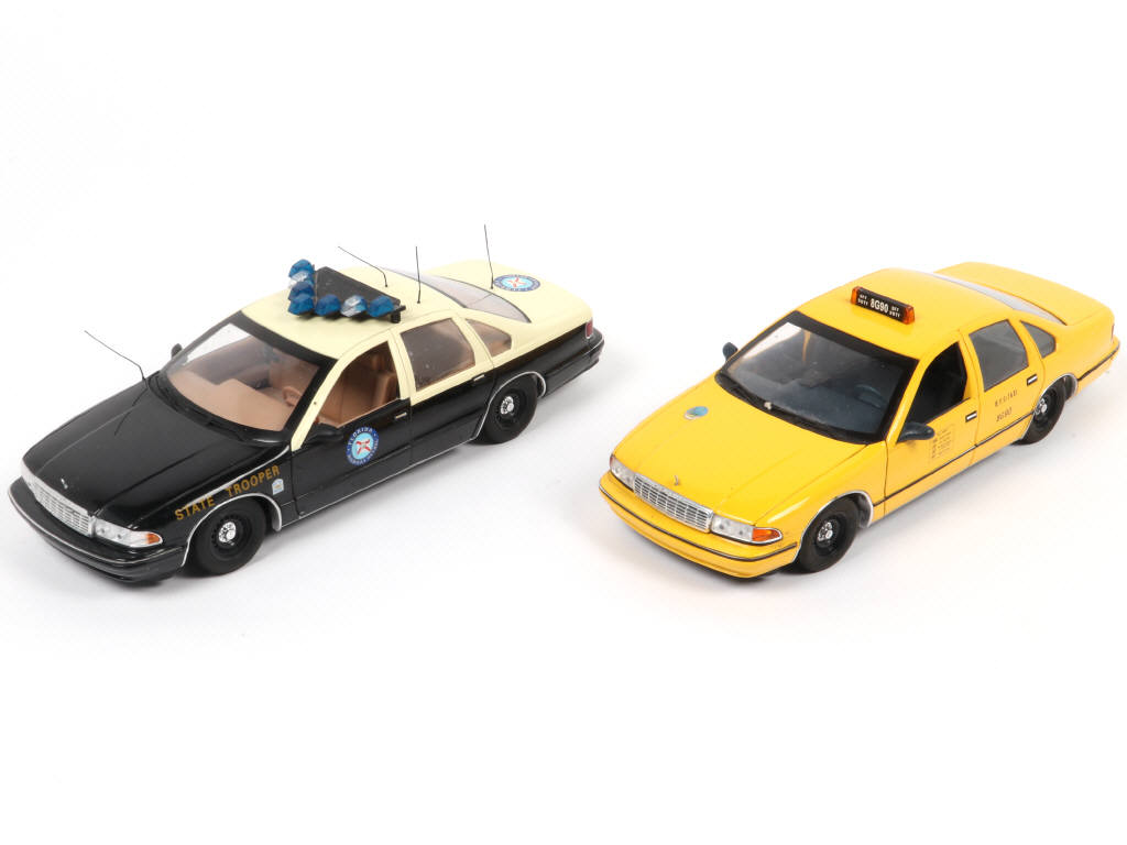 Lot 169 - UT MODELS (ALLEMAGNE) (2)