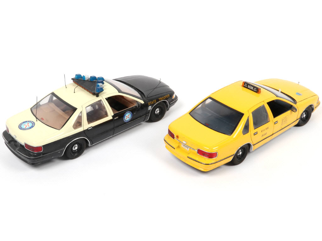 Lot 169 - UT MODELS (ALLEMAGNE) (2)