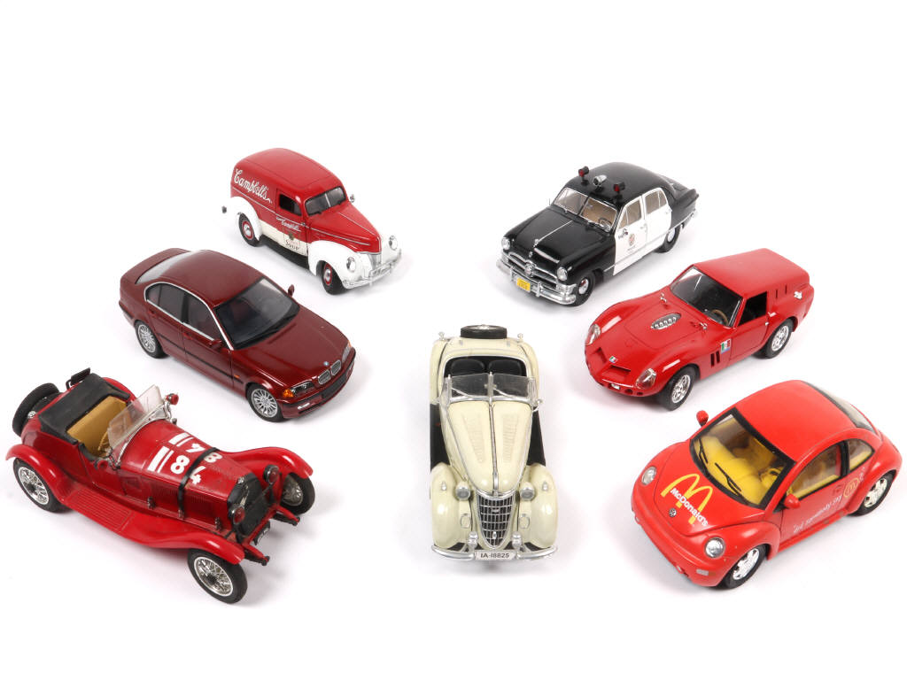 Lot 57 - DIVERS (7)