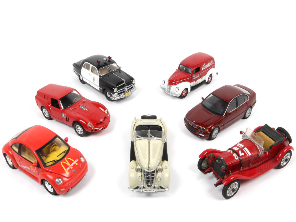 Lot 57 - DIVERS (7)
