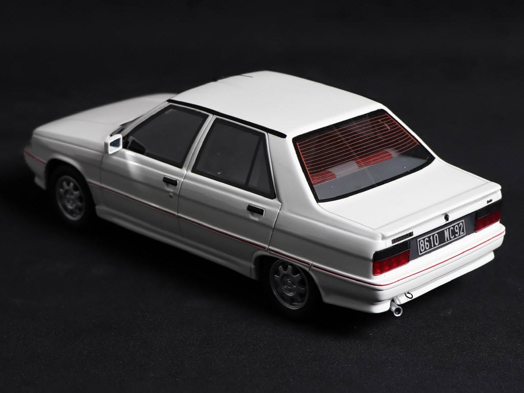 Lot 211 - OTTO MOBILE (FRANCE) (1)