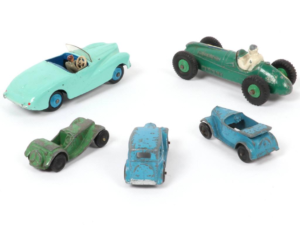Lot 170 - DINKY TOYS (GB) (5)