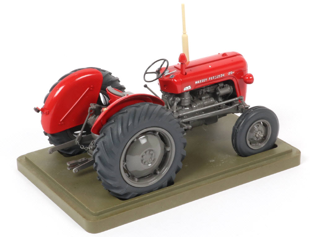 Lot 39 - TRACTOYS (FRANCE) (1)