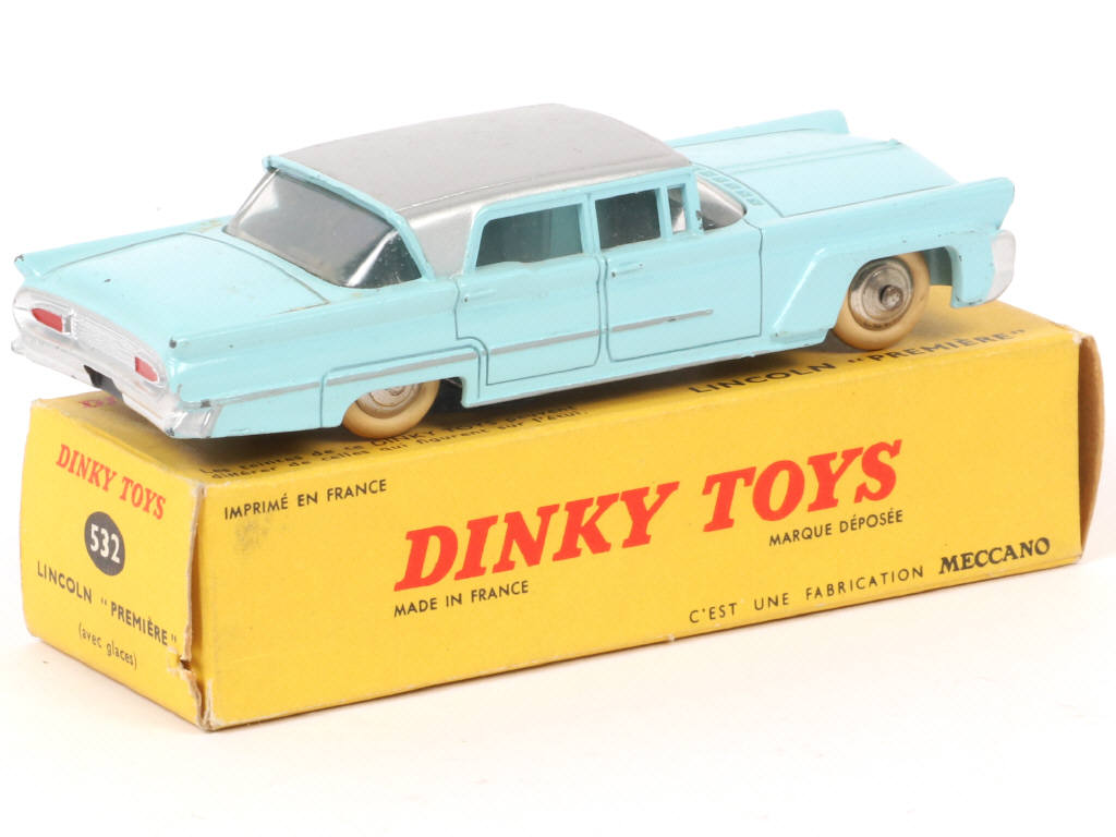 Lot 187 - DINKY TOYS (FRANCE) (1)