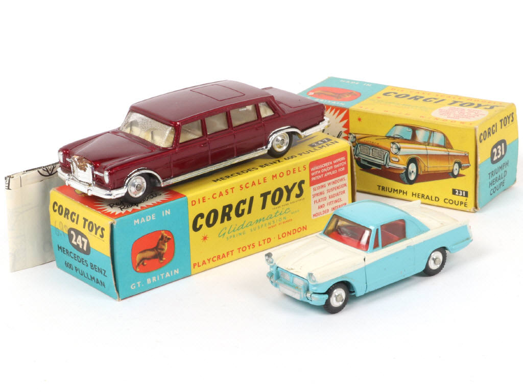 Lot 82 - CORGI TOYS (GB) (2)
