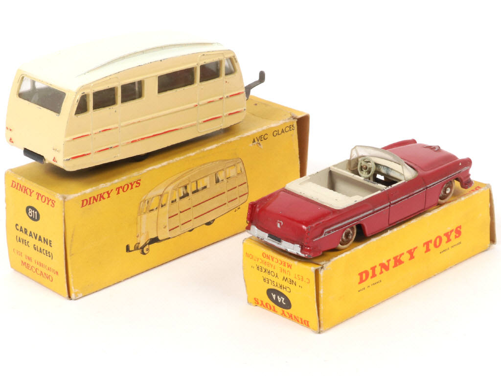 Lot 206 - DINKY TOYS (FRANCE) (2)