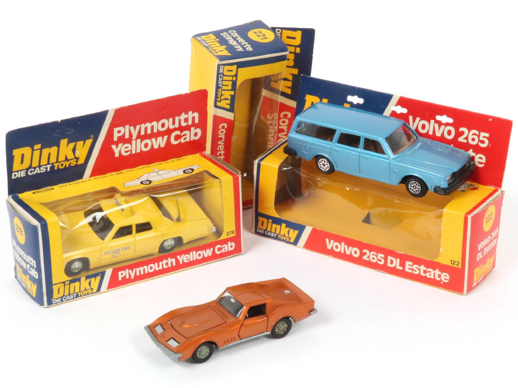 Lot 168 - DINKY TOYS (GB) (3)